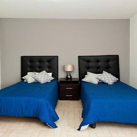 Econosuites Монтеррей Экстерьер фото