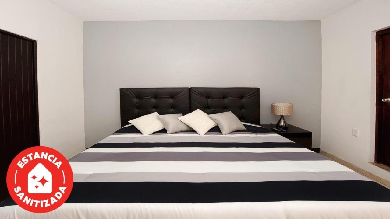 Econosuites Монтеррей Экстерьер фото