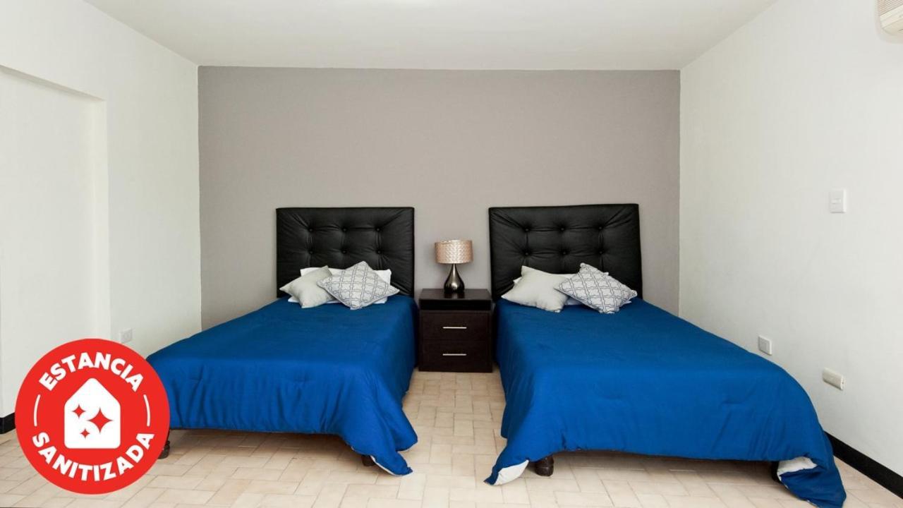 Econosuites Монтеррей Экстерьер фото