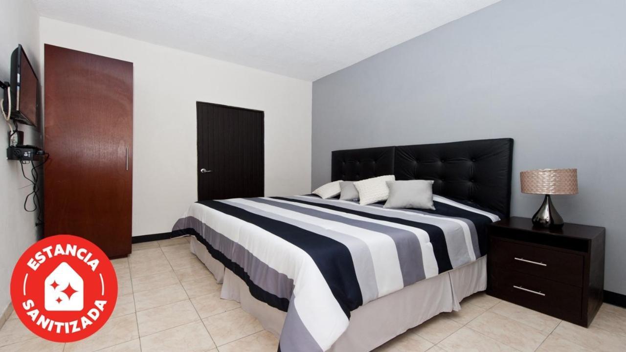 Econosuites Монтеррей Экстерьер фото